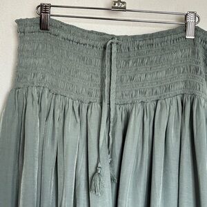 In Loom L Sage Green Maxi Skirt Elastic Waist Tie Tassels Boho Chic Cottagecore